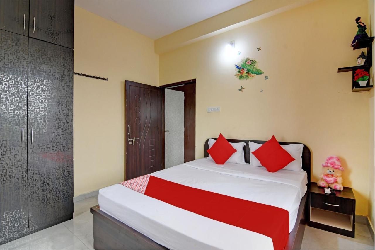 Hotel O Royal A Palace Μπουμπάνεσβαρ Εξωτερικό φωτογραφία