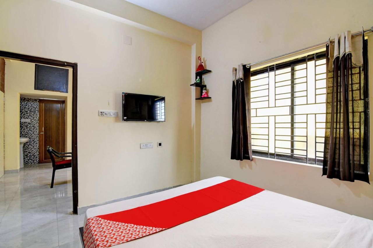 Hotel O Royal A Palace Μπουμπάνεσβαρ Εξωτερικό φωτογραφία